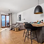 Apartment Mak