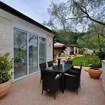 Holiday Home M