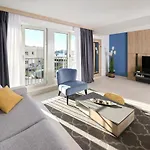 Vita Mirabilis Suite