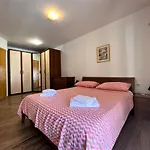 Apartments Tea