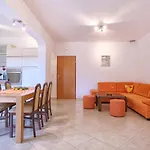 Apartments Istriensonne - Haus Anto