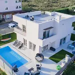 Villa Virtus