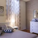 New Renovated Appartment Mauri