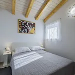 Modean In Pula - Haus Fuer 2-3 Personen