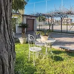Lovely Apartment In Finida With Wifi