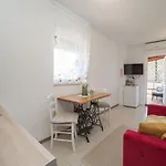 Red Karmenita