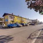 Apartments Kekec