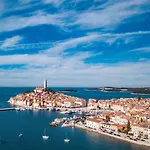 Holiday Home Viskovic By Interhome