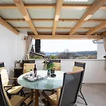 Sea View Apartment With Free Parking