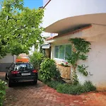 Apartments Bilic With Garden & Swimming Pool - 50M From The Beach