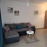 Apartment Dana Near Center With Free Parking