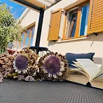 Holiday House Tesser With Pool