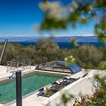 Luxusvilla In Kroatien Mit Pool Und Meerblick