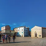 Cozy Apartment In Fazana With Wifi