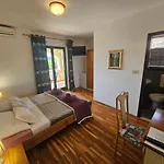 Apartments & Rooms Gaspar