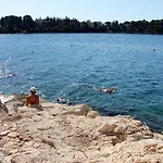 Apartments And Rooms With Wifi Rovinj - 20857