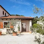 Apartments With Wifi Novigrad - 7053