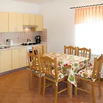 Apartment Martina - Lbn376 By Interhome