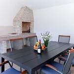 Holiday Home Dori - Lbn394 By Interhome