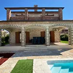 Rustic Villa With Private Pool