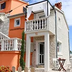 4 You Apartments