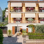 Apartmani Jolly Porec: Blizu Centra I Mora