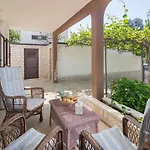 Apartment Kazalac Green Oasis