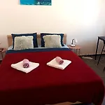Abelia Pool View Studio