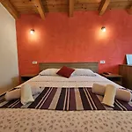 Studio And Room Agroturist