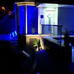 Modern Penthouse And Jacuzzi Apartments