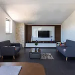 Stylish & Luxury Villa With Pool, Biliard, Extra Pool Heating Available - Wiibuk