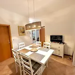 Apartments Labinac