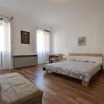 Old Town Yulia Apartments