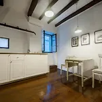 Studio Apartment Casa Di Pietra