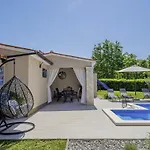 Villa Bozac In Cukrici - Haus Fuer 6 Personen