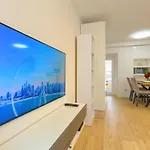 Apartment Tale - Brand New Apartment In Pula'S Old Town, With Free Netflix And Wi-Fi