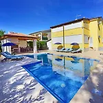 Apartments House Anna For Max 13 Persons In Porec, Pet Friendly