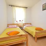 Holiday Home Laura - Pul470 By Interhome