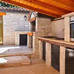 House Zlata 2262