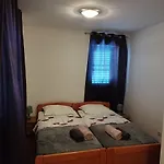 Apartman Tesa