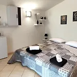 Apartman Dora