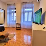 Apartman Arena