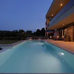 Villa Scala Pomer-Sea View