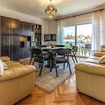 Apartment Olive Garden Medulin II