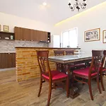 Villa Olgica 2269