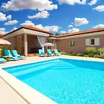 Villa Olgica 2269