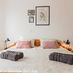 Archipelago Apartments - Meerblick