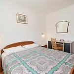 Miro Apartment