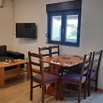 Apartments Rudez - Pool - Jacuzzi