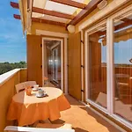Rona Apartment Jm 38
